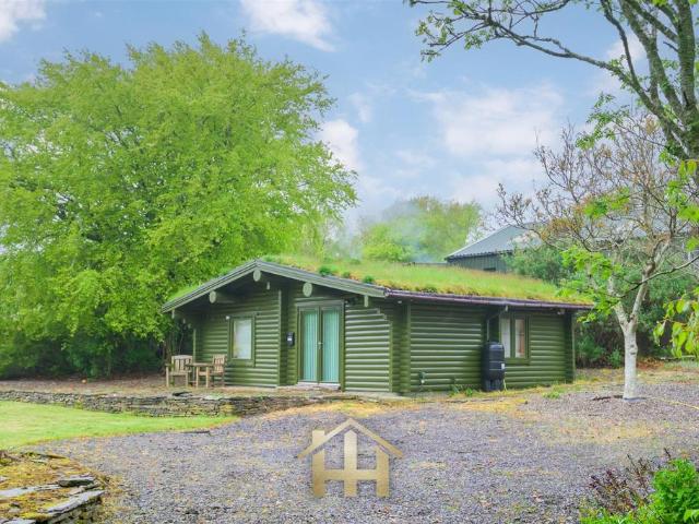 House for sale in Kirkton Of Auchterhouse, Scotland
