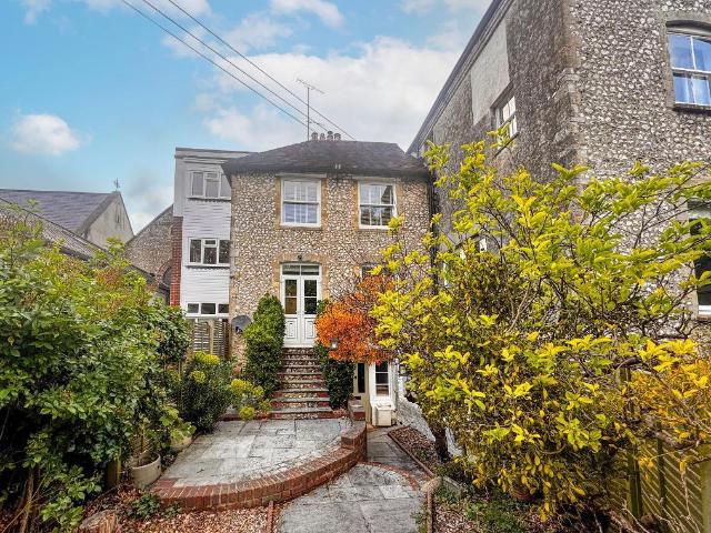 House for sale in Horsham, West Sussex