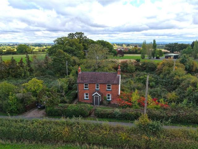 House for sale in Brotheridge Green, Malvern Hills