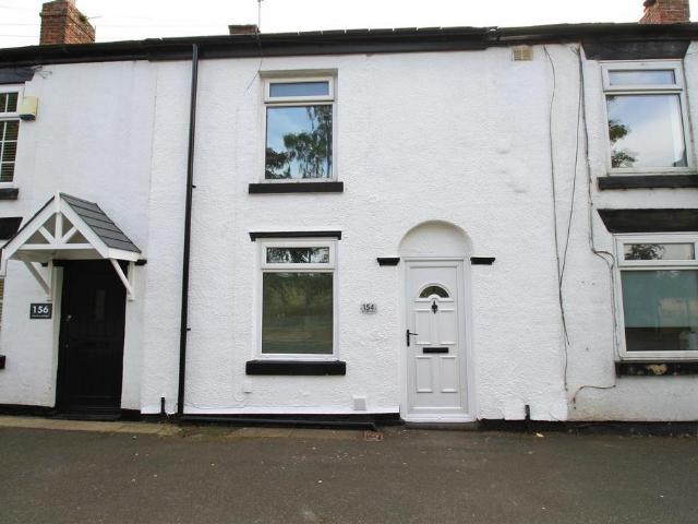 House for sale in Haughton Green, Greenheys