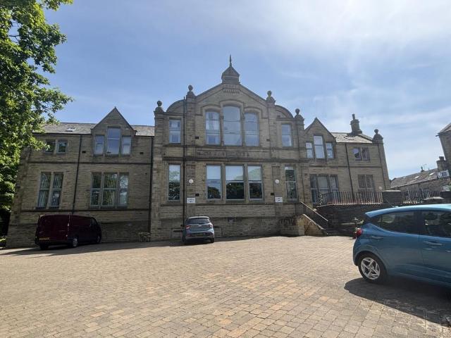 House for sale in Broad Folds, Clayton