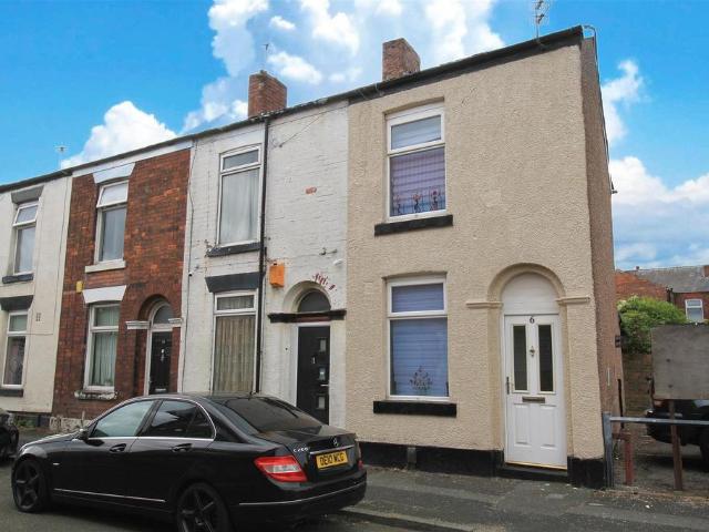 House for sale in Crown Point South Industrial Park, Tameside
