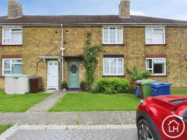 House for sale in Oad Street, Kent