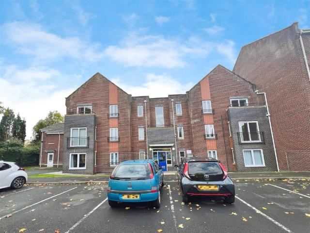 House for sale in Stoke, Stoke-on-Trent