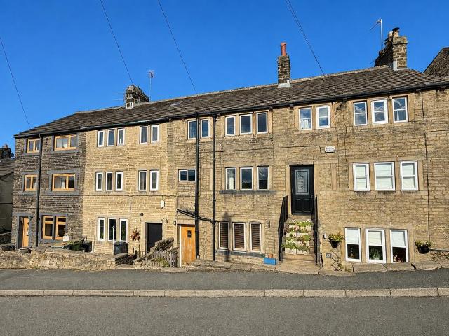 House for sale in Holme Valley, Holmfirth