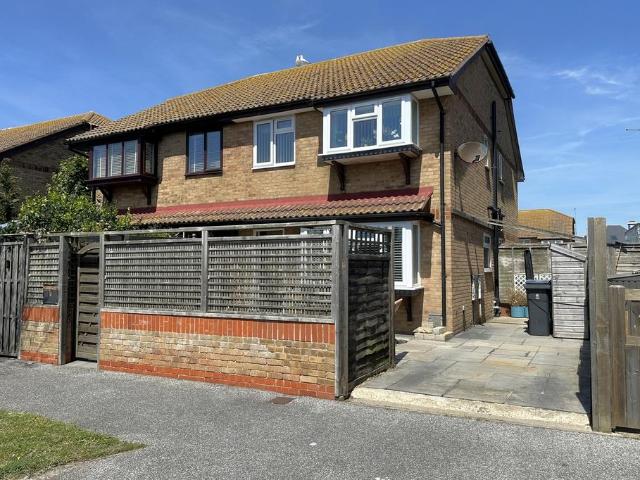 House for sale in Ash, Kent