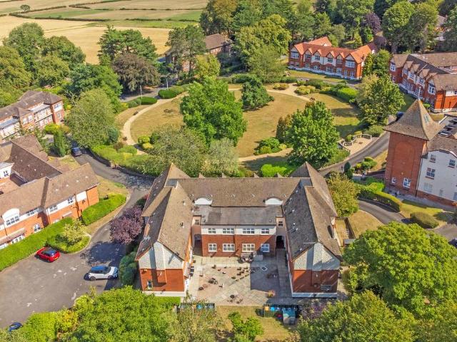 House for sale in Frodsham, Cheshire