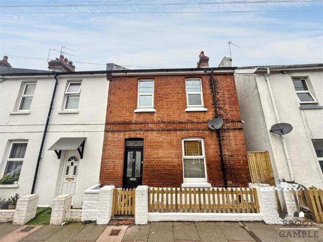 House for sale in Roselands, Eastbourne