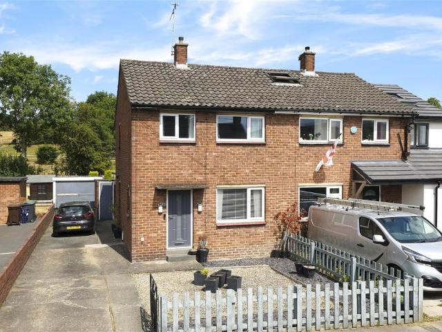 House for sale in Otley, West Yorkshire