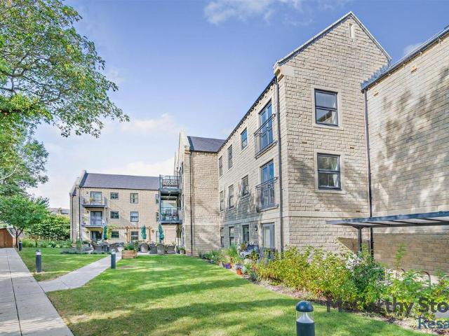 Flat for sale in Burley-in-Wharfedale, Burley In Wharfedale