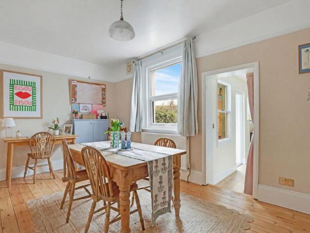 House for sale in London Borough of Lewisham, Forest Hill