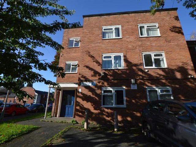 House for sale in First Street, Manchester
