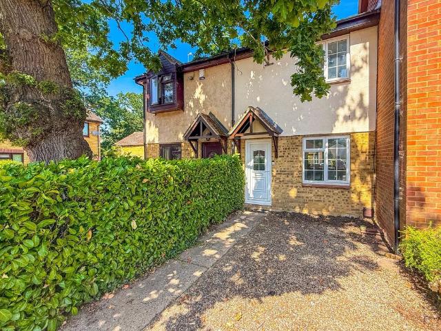 House for sale in Chipping Hill, Essex
