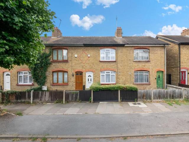 House for sale in Greater London