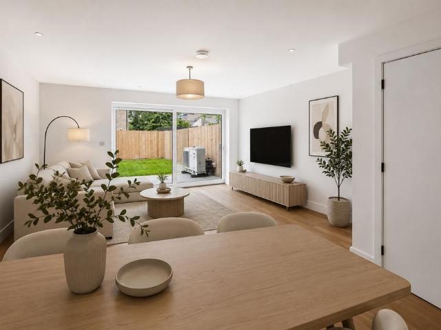 House for sale in Peckham, Greater London