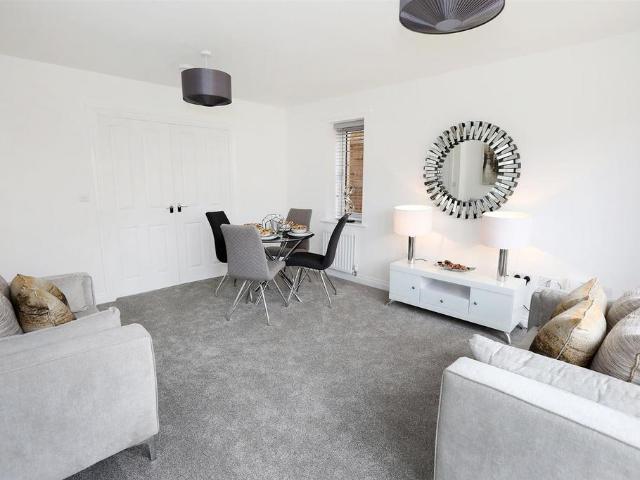 House for sale in City Fields, West Yorkshire