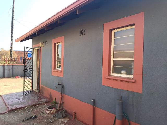 House for sale in Mohlakeng, Gauteng