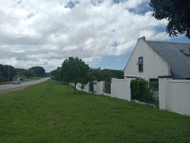 House for sale in Bushmans River Mouth, Eastern Cape