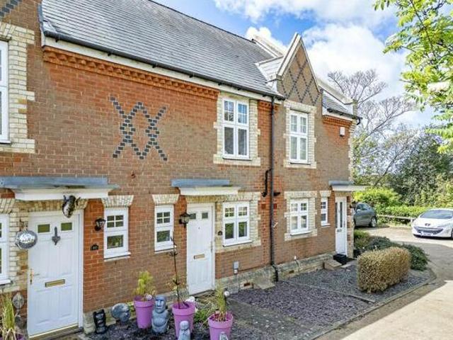 House for sale in Sunnymede, Basildon