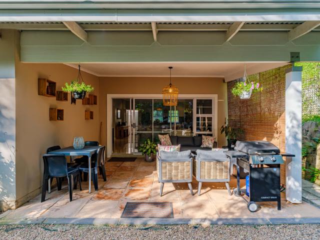 House for sale in Caledon, Theewaterskloof Local Municipality