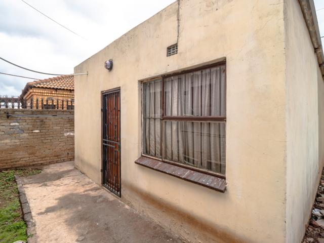 House for sale in Vosloorus, Gauteng