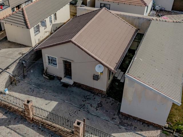House for sale in Nooitgedacht, Gauteng