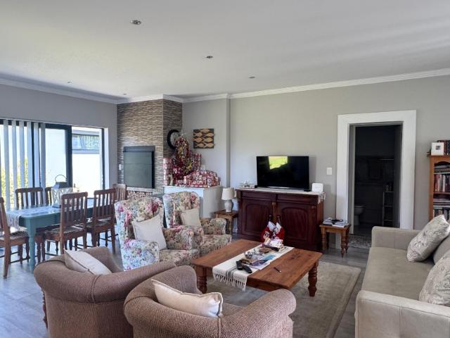 House for sale in Groot Brak Rivier, Western Cape