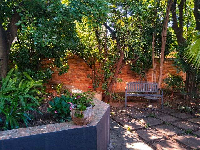 House for sale in Hartbeespoort Dam Nature Reserve, North West
