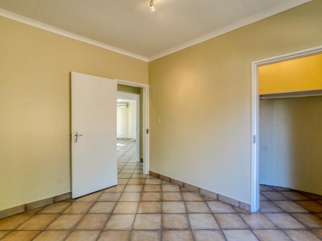 House for sale in Faerie Glen, Gauteng