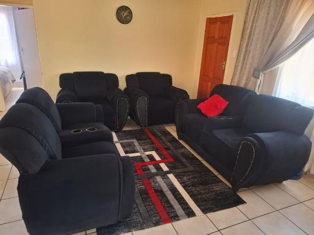 House for sale in Glen, Mangaung Metropolitan Municipality