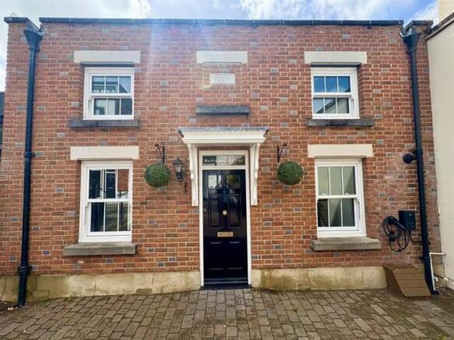 House for sale in Old Portsmouth, City Of Portsmouth