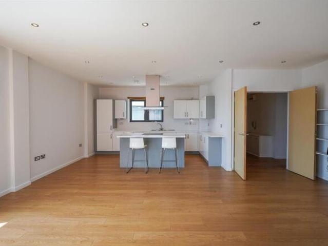 Apartment for sale in Nangreaves, Wales