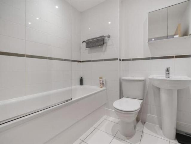House for sale in Chineham, Basingstoke and Deane
