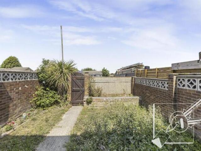 House for sale in Singlewell, Hamerton