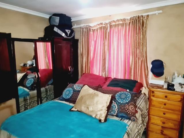 House for sale in Motherwell, Eastern Cape
