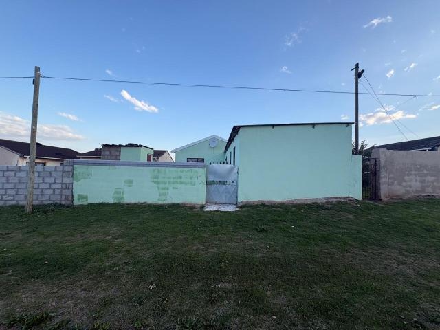 House for sale in Motherwell, Eastern Cape