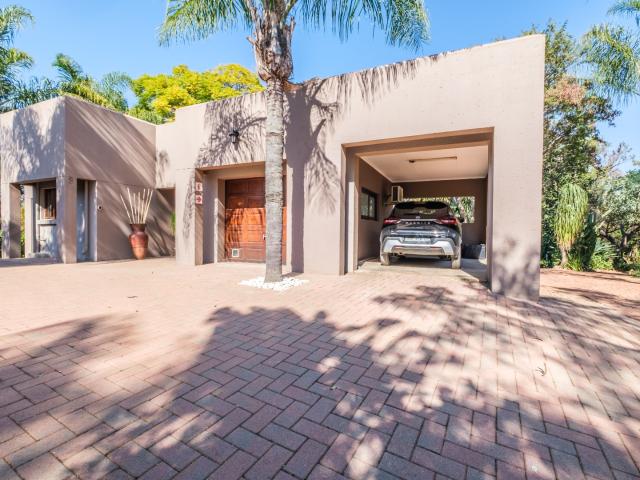 House for sale in Hartbeespoort Dam Nature Reserve, North West