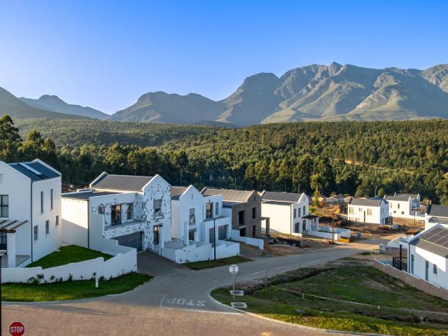 House for sale in Groot Brak Rivier, Western Cape