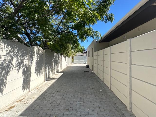 House for sale in Cape Town, Western Cape