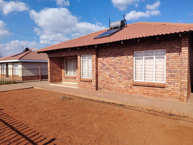 House for sale in Postmasburg, Northern Cape