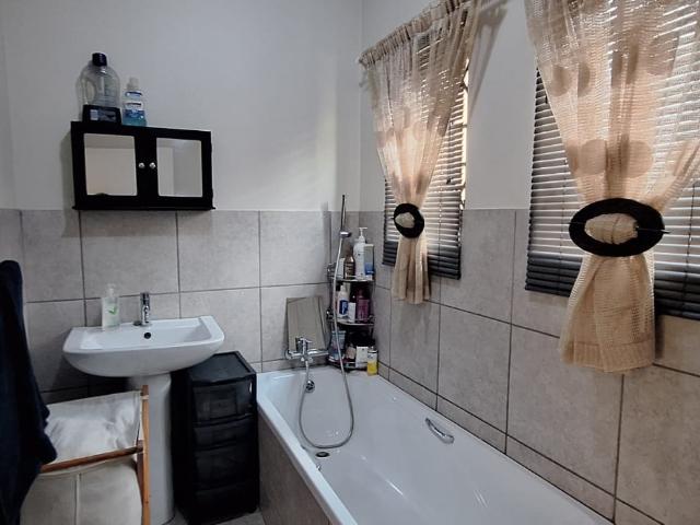 House for sale in Dr Kenneth Kaunda, North West