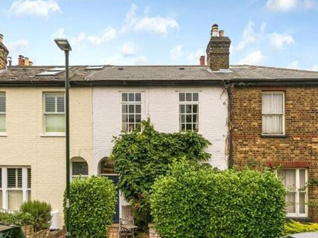 House for sale in Deepcut, Surrey