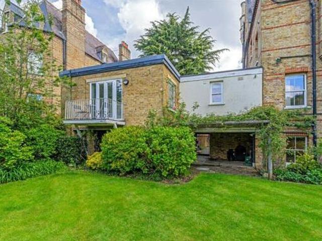 House for sale in Isleworth, Greater London