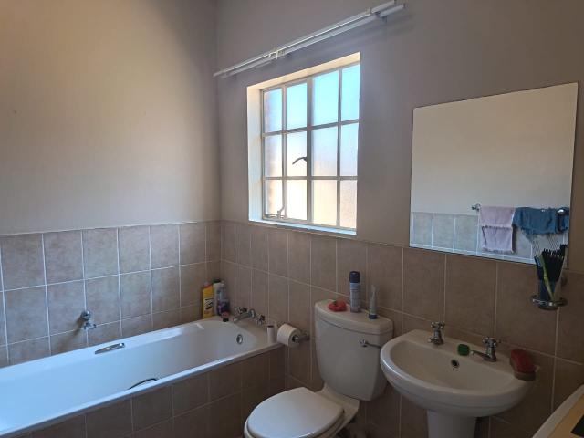 House for sale in Mohlakeng, Gauteng