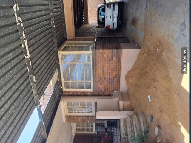 House for sale in Vosloorus, Gauteng
