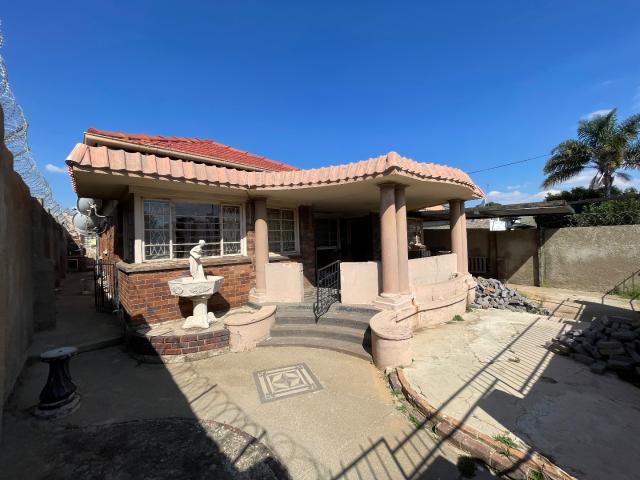 House for sale in Vosloorus, Gauteng