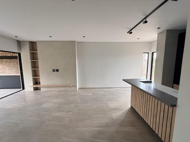 House for sale in Roodeplaat Dam, Gauteng