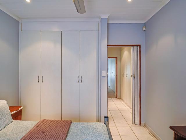 House for sale in Hartbeespoort Dam Nature Reserve, North West