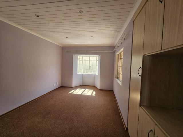 House for sale in Hartbeespoort Dam Nature Reserve, North West