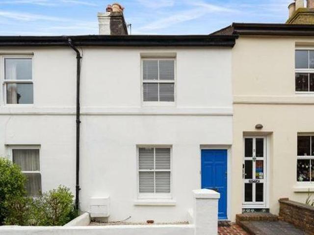 House for sale in Seaford, Iford
